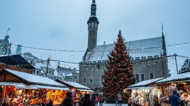 Tallinn Christmas Market with snow